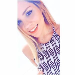 Meet your Posher, Andrea